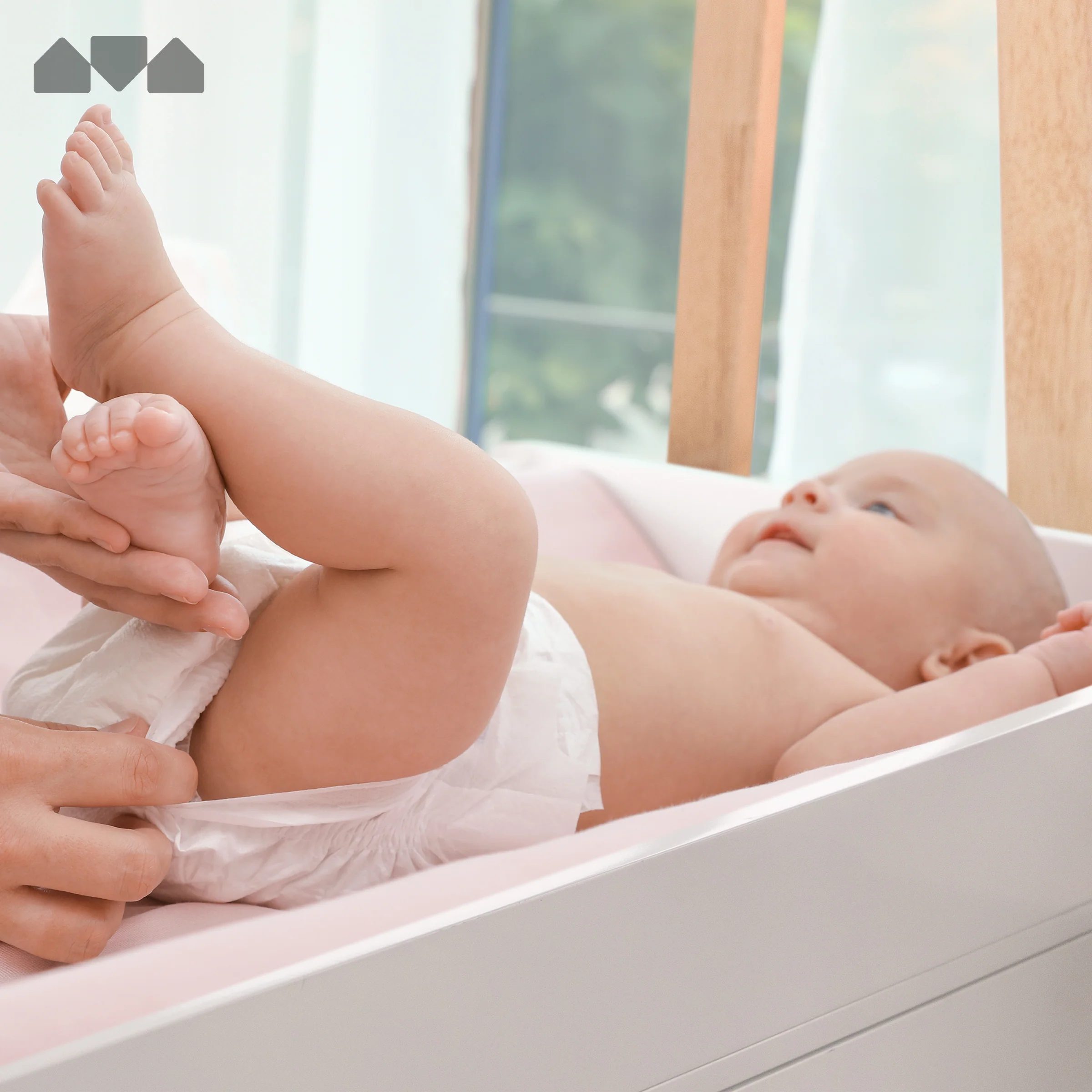Milliard White Baby Changing Table with Storage & Drawers - Image 5